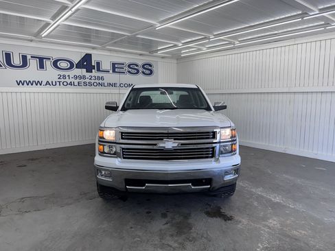 Used 2015 Chevrolet Silverado 1500 W/T RWD image 2