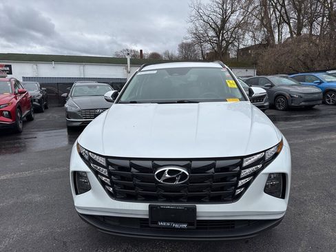 Certified 2022 Hyundai Tucson SEL w/ Convenience Package image 2