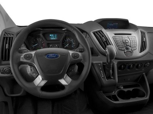 Used 2016 Ford Transit 250 130 Low Roof w/ Exterior Upgrade Package RWD image 6