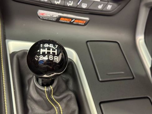 Used 2019 Chevrolet Corvette Z06 RWD image 20