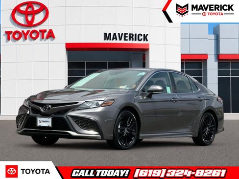 Used 2024 Toyota Camry XSE FWD image 1