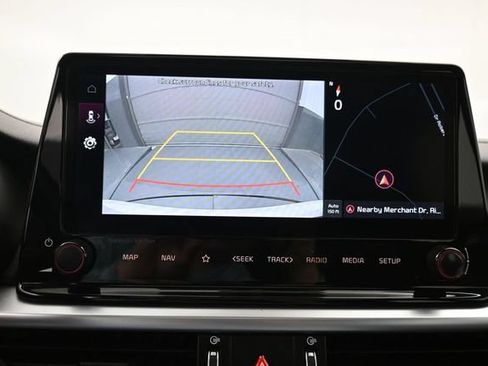 Used 2023 Kia Forte GT-Line w/ GT-Line Premium Package FWD image 18