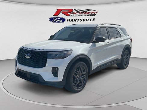 New 2026 Ford Explorer ST-Line w/ ST-Line Street Pack RWD image 1