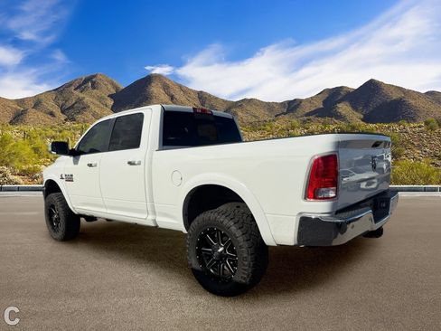 Used 2017 RAM 2500 Laramie AWD/4WD image 3