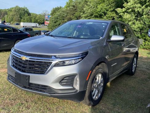 Used 2024 Chevrolet Equinox LT AWD/4WD image 1