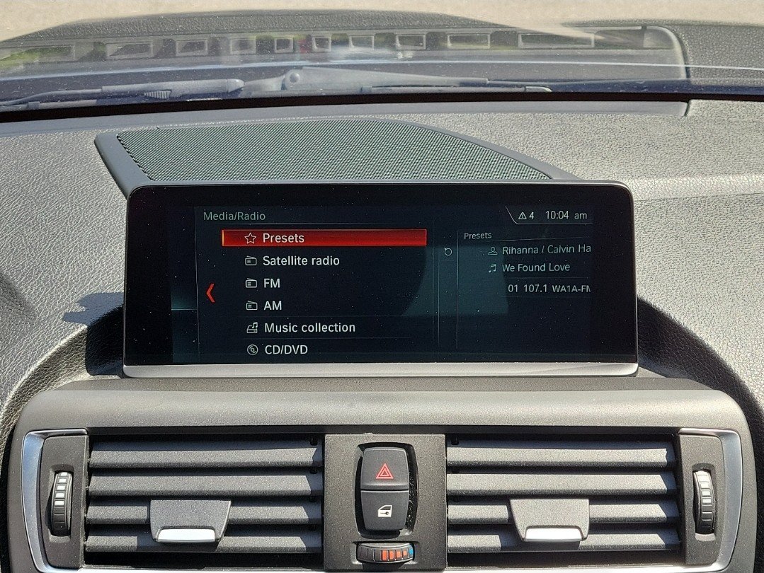 Used 2015 BMW M235i Convertible RWD image 23