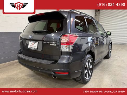 Used 2017 Subaru Forester 2.5i Limited image 7