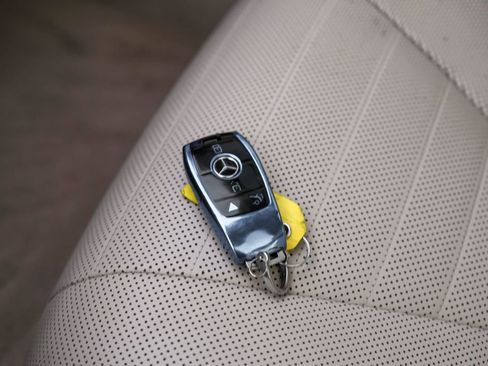 Used 2019 Mercedes-Benz S 560 4MATIC Sedan image 73