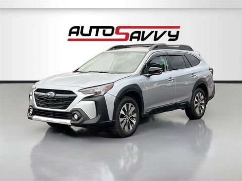 Used 2024 Subaru Outback Limited image 3