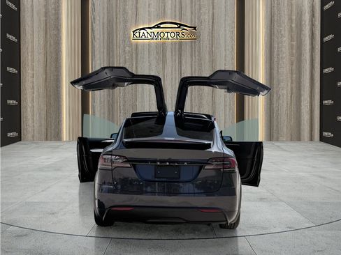 Used 2025 Tesla Model X AWD/4WD image 23