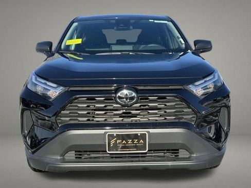 Used 2025 Toyota RAV4 LE image 9