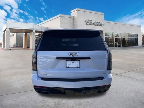 New 2026 Cadillac Escalade Sport image 4