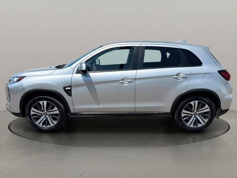 Used 2022 Mitsubishi Outlander Sport ES FWD image 3