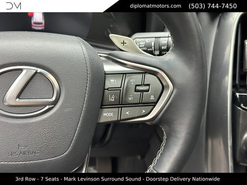 Used 2024 Lexus LX 600 4WD w/ Interior Upgrade Package image 33