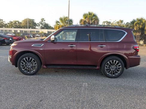 Used 2022 Nissan Armada Platinum w/ Captain's Chairs Package RWD image 7