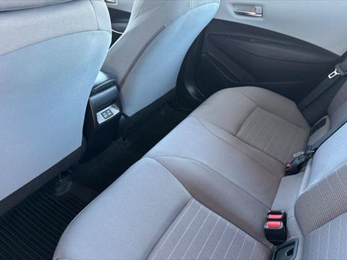 Certified 2025 Toyota Corolla SE w/ Convenience Package FWD image 4