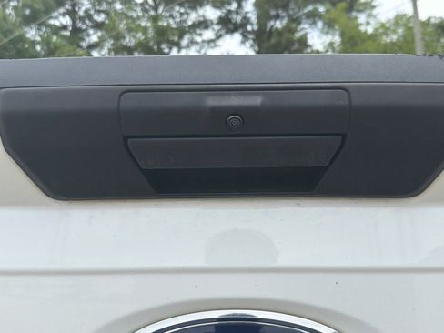 Used 2022 Ford F150 XL w/ Equipment Group 101A High AWD/4WD image 16