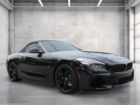 Used 2020 BMW Z4 sDrive30i w/ M Sport Package RWD image 1