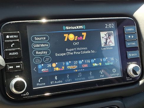 Used 2023 Nissan Kicks SR w/ SR Premium Package image 17