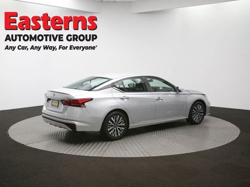 Used 2023 Nissan Altima 2.5 SV image 41