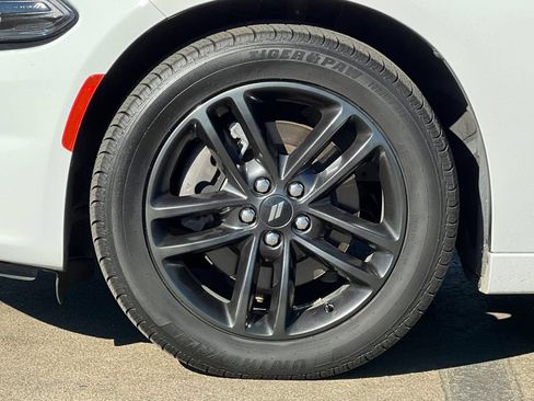 Used 2019 Dodge Charger SXT w/ Blacktop Package AWD/4WD image 28