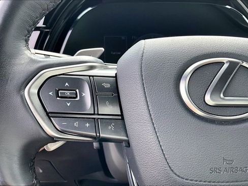 Used 2024 Lexus RX 350 Premium w/ Cold Area Package AWD/4WD image 25