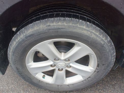 Used 2013 Toyota RAV4 XLE FWD image 16