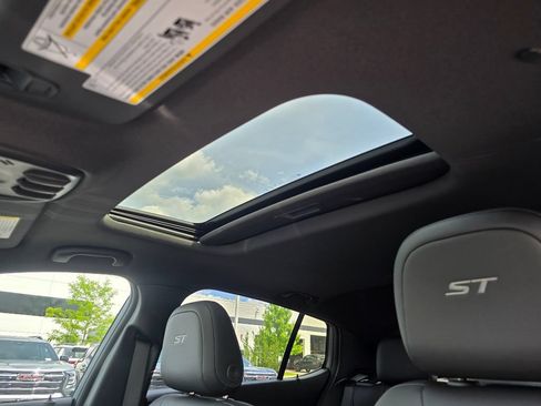 New 2026 Buick Envista Sport Touring w/ Convenience I Package FWD image 21