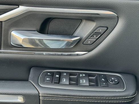 Used 2023 RAM 1500 Laramie image 27