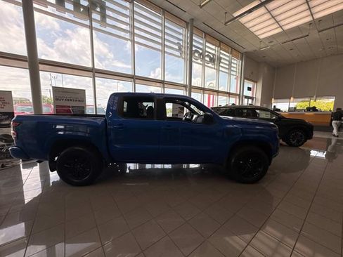 New 2026 Nissan Frontier SV AWD/4WD image 3
