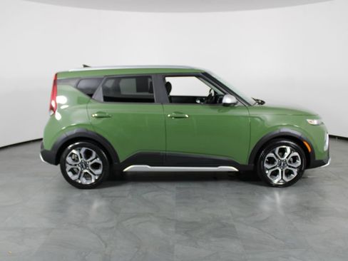 Used 2020 Kia Soul X-Line FWD image 11
