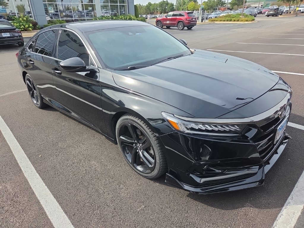 Used 2021 Honda Accord Sport image 3