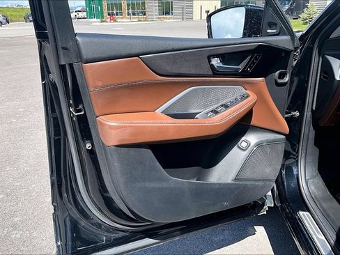 Used 2022 Acura MDX SH-AWD w/ Advance Package image 23