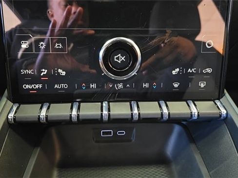 New 2026 GMC Terrain AT4 w/ Technology Package II image 23