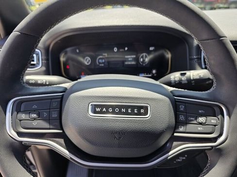 Used 2023 Jeep Wagoneer 4WD w/ Premium Group I image 22