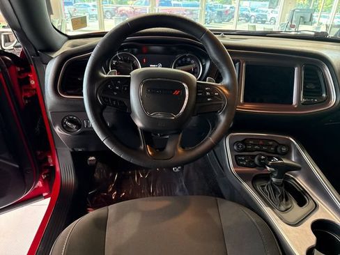 Used 2017 Dodge Challenger R/T Scat Pack RWD image 17