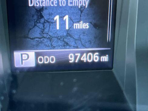 Used 2022 Toyota Tacoma SR image 25