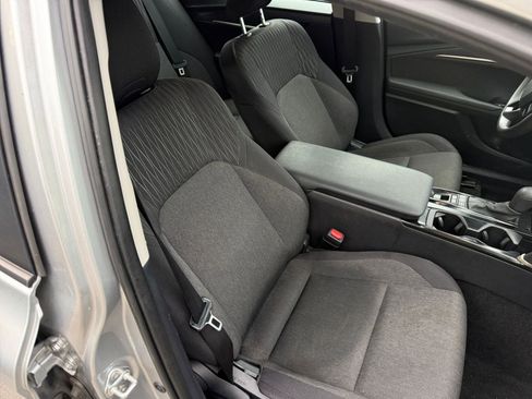 Used 2025 Toyota Camry LE image 35