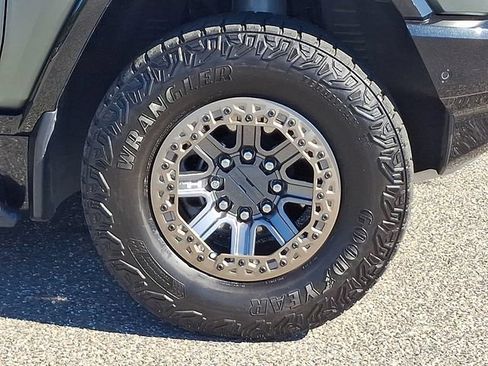 Used 2024 GMC Hummer EV 3X w/ Extreme Off-Road Package AWD/4WD image 29