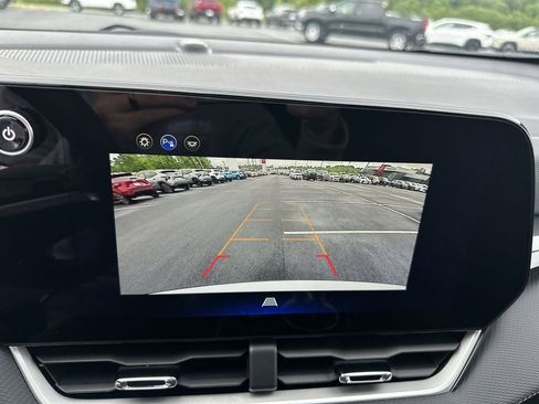 New 2026 Chevrolet Equinox LT FWD image 23