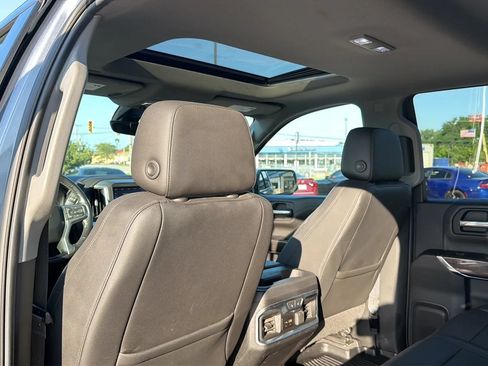 Used 2019 Chevrolet Silverado 1500 LTZ w/ LTZ Premium Package AWD/4WD image 56