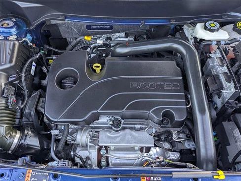 Used 2023 Chevrolet Equinox RS w/ LPO, Hit The Road Package image 22