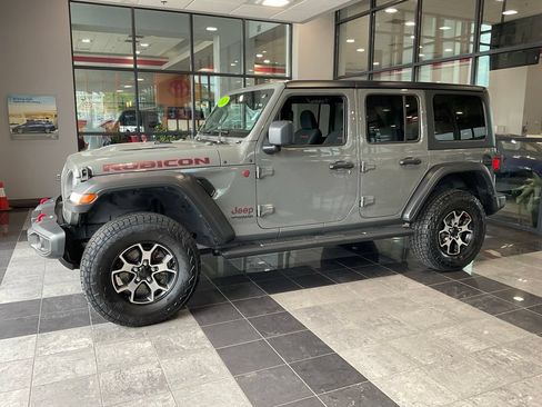 Used 2020 Jeep Wrangler Unlimited Rubicon AWD/4WD image 3