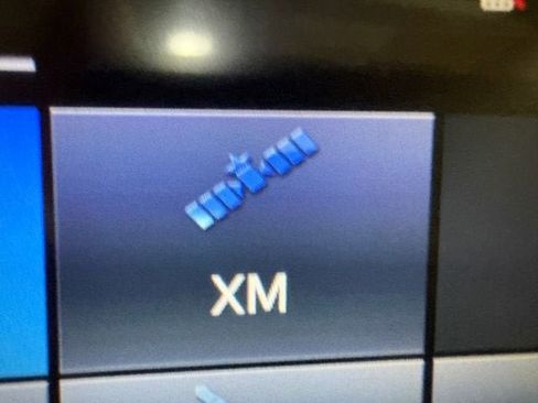 Used 2015 Toyota Prius V Five FWD image 11