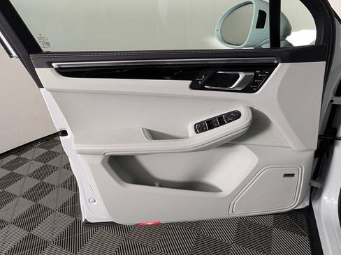New 2026 Porsche Macan S AWD/4WD image 25