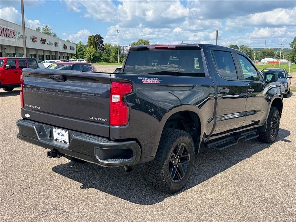 Used 2024 Chevrolet Silverado 1500 Custom Trail Boss AWD/4WD image 4