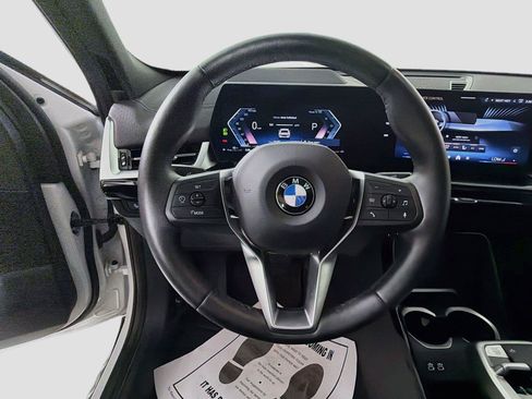 Used 2025 BMW X2 xDrive28i w/ Technology Package AWD/4WD image 10