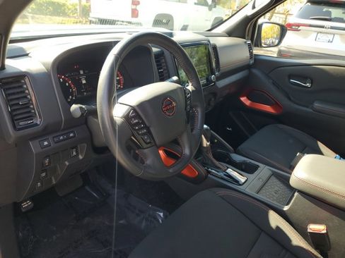 Used 2023 Nissan Frontier Pro-X w/ Pro Convenience Package image 16