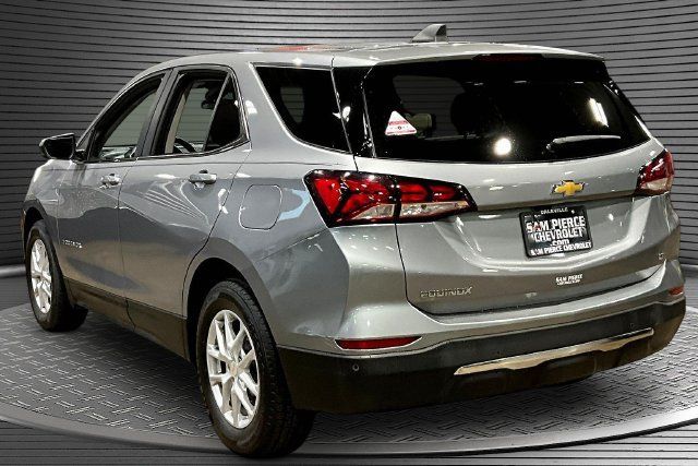 Used 2023 Chevrolet Equinox LT FWD image 4