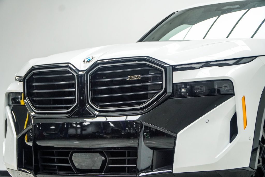 Used 2023 BMW XM w/ M Driver's Package AWD/4WD image 2